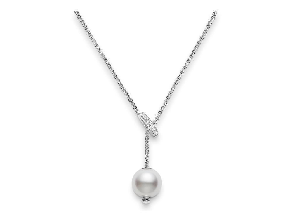 Mikimoto Pearls Necklace in White Gold with Diamonds